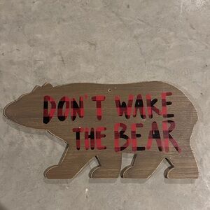 Bear sign